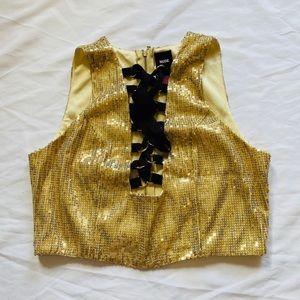 Gold Sleeveless Sexy Top